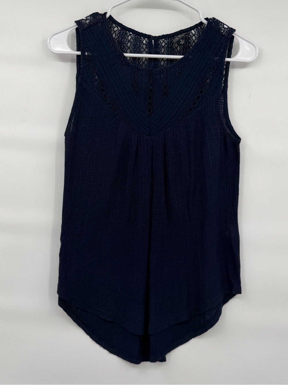 Lucky brand navy viscose lace back tank blouse